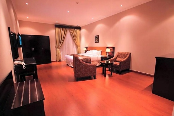 One To One Grand Marbia image 12